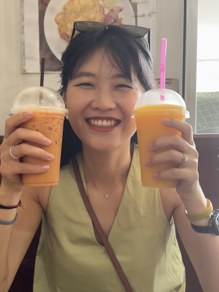 一个景点旁的泰奶 8/10